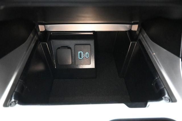 2022 Ford Explorer - $32,578
