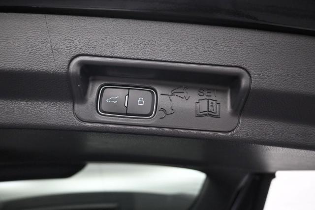 2022 Ford Explorer - $32,578