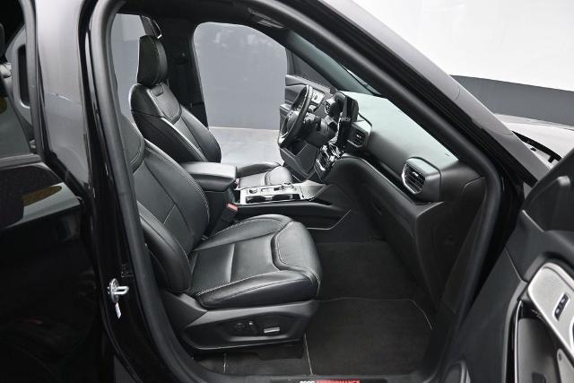 2022 Ford Explorer - $32,578