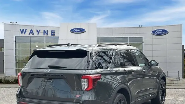 2022 Ford Explorer ST