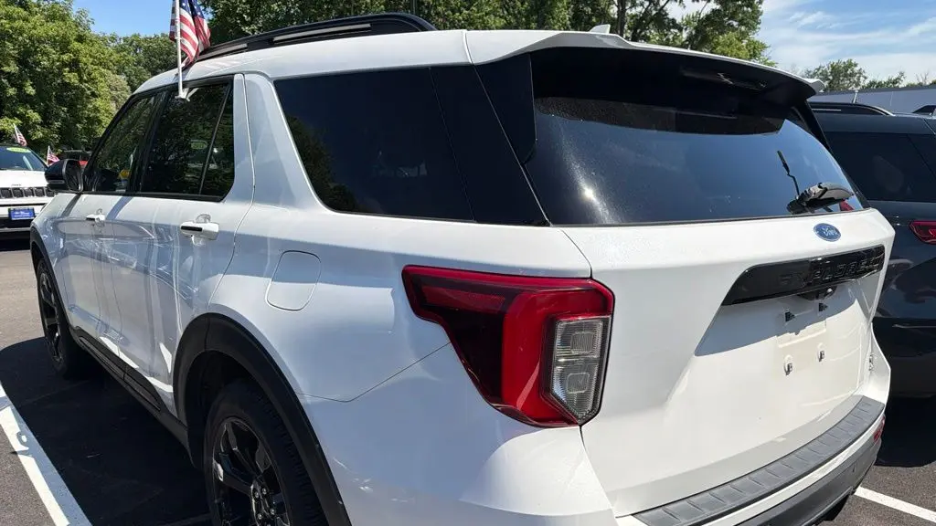 2023 Ford Explorer ST
