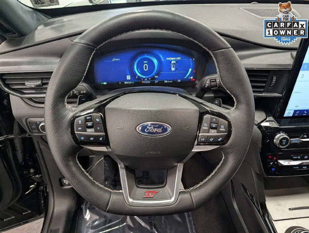 2023 Ford Explorer - $38,900