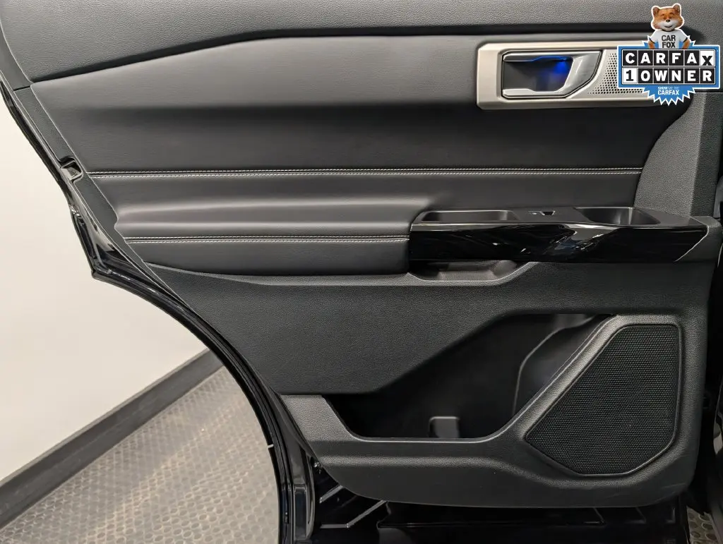 2023 Ford Explorer - $38,900