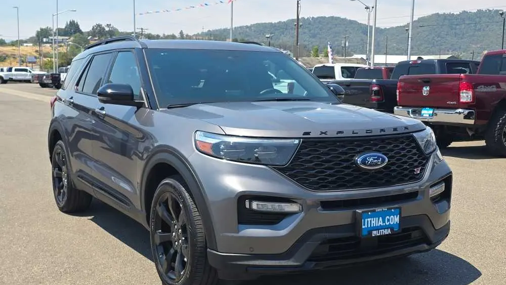 2023 Ford Explorer ST