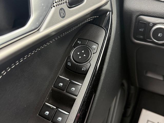 2023 Ford Explorer - $42,988