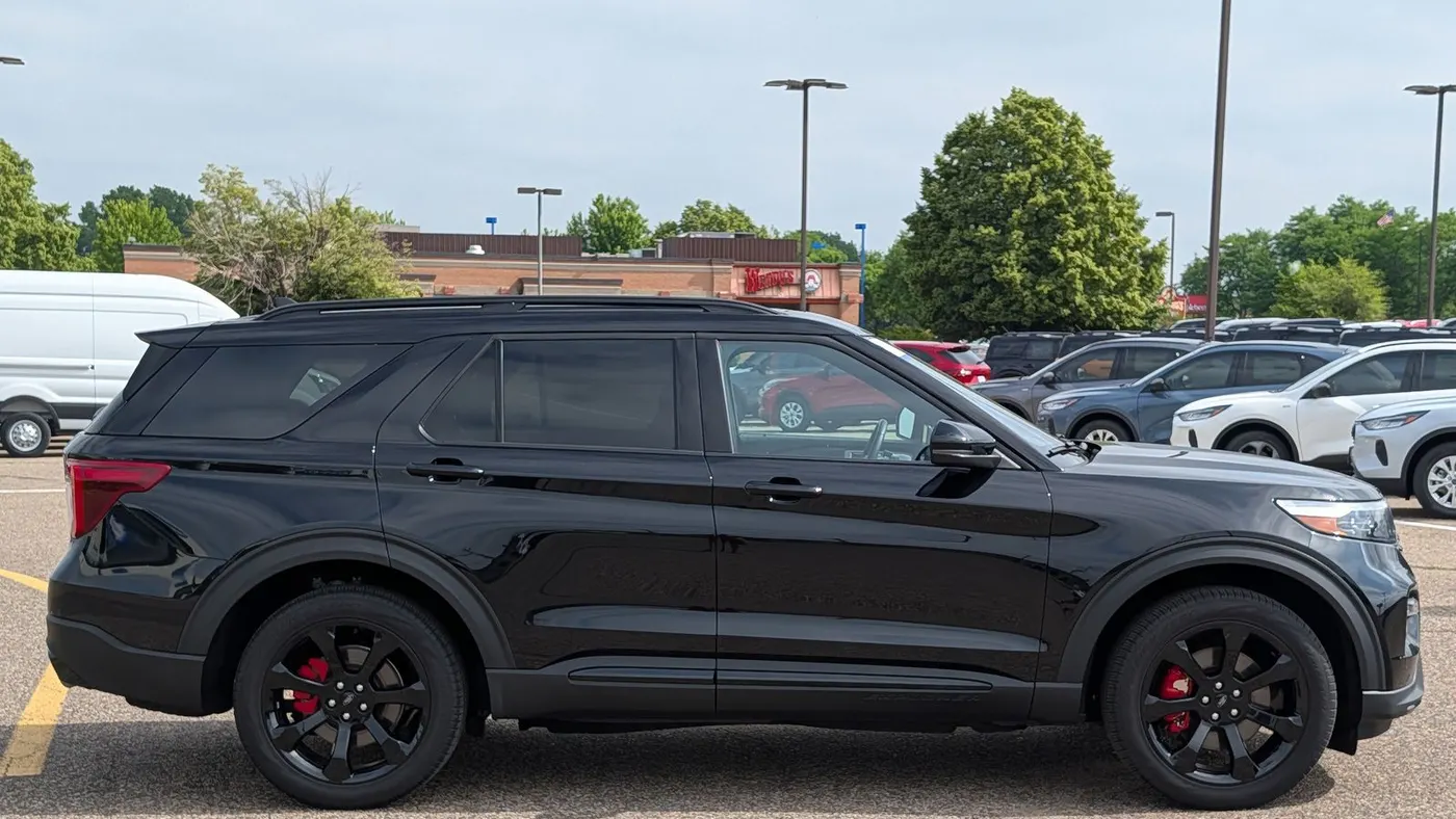 2024 Ford Explorer ST