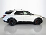2020 Explorer Thumbnail 8