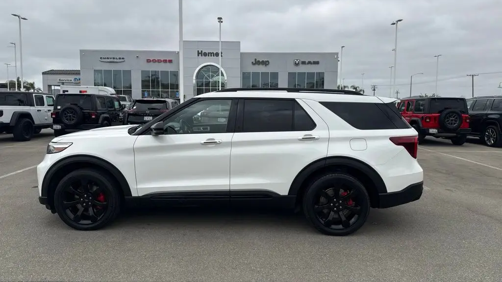 2020 Ford Explorer ST