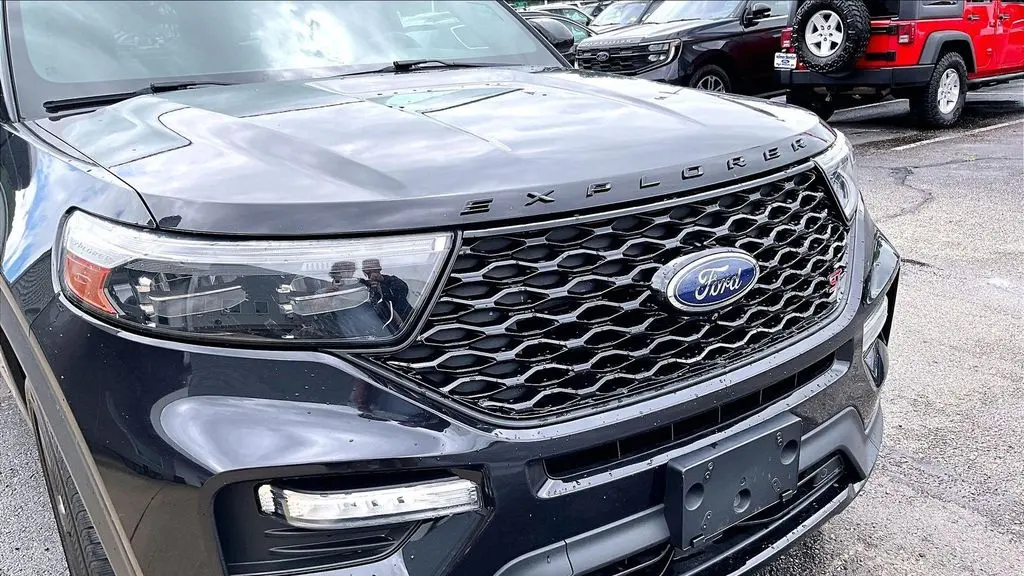 2021 Ford Explorer ST