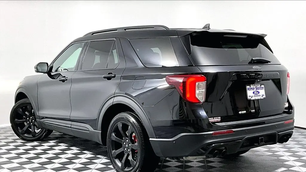 2021 Ford Explorer ST