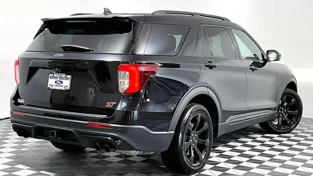 2021 Ford Explorer ST