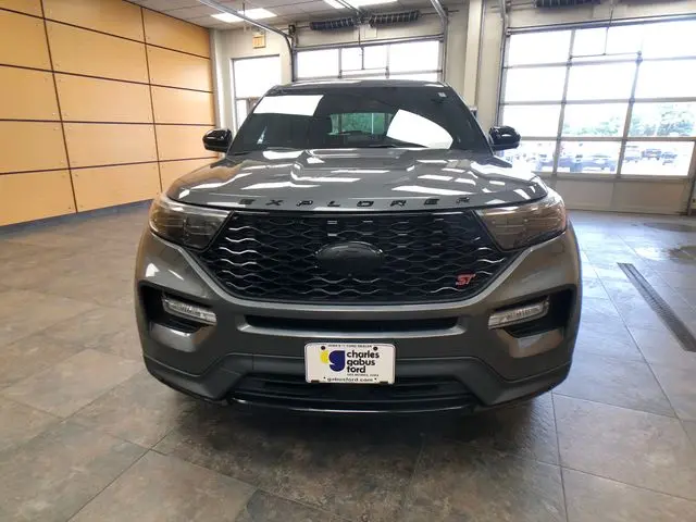 2022 Ford Explorer - $30,783