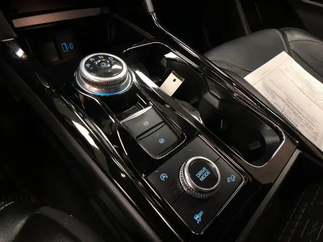 2022 Ford Explorer - $30,783