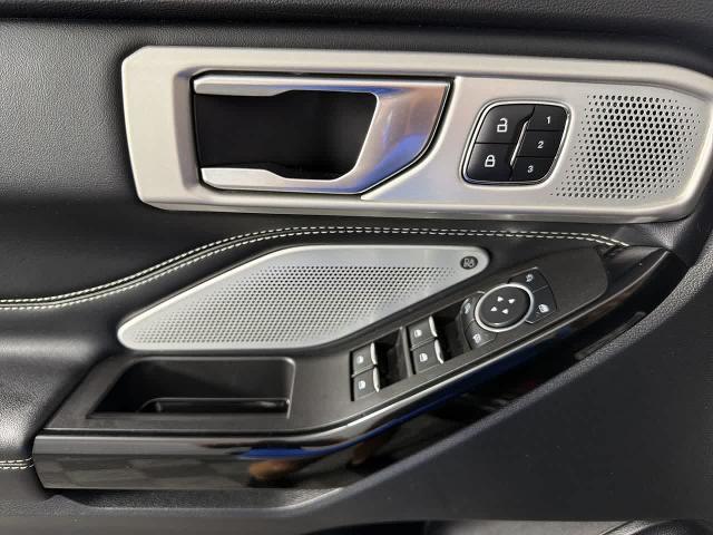 2023 Ford Explorer - $34,900