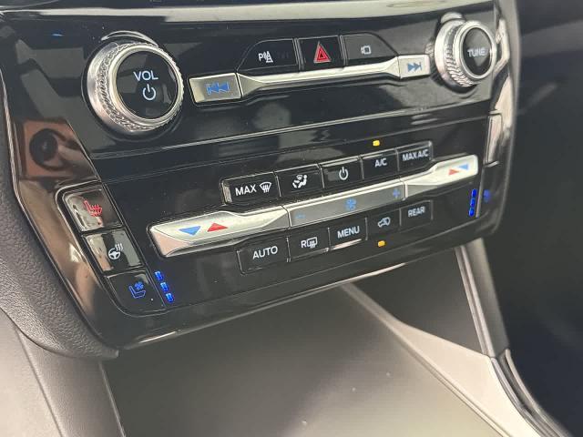 2023 Ford Explorer - $34,900