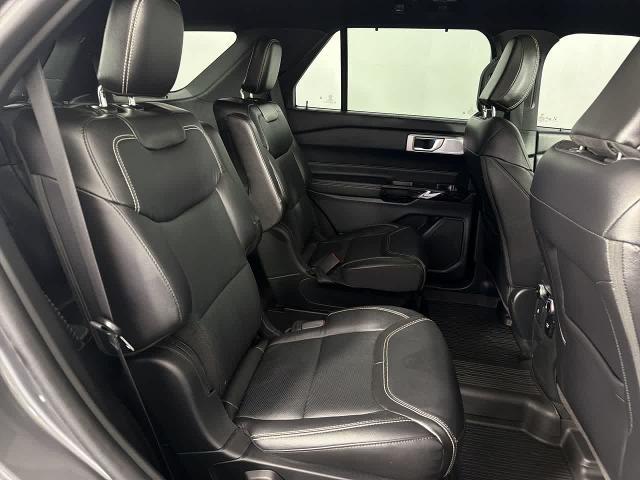 2023 Ford Explorer - $34,900