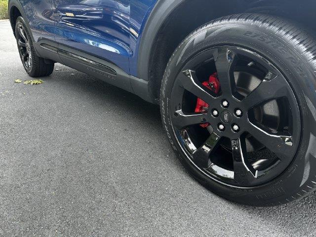 2023 Ford Explorer - $42,600