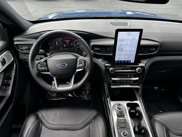2023 Ford Explorer - $42,600