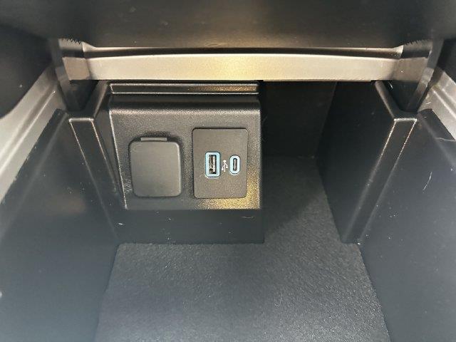 2023 Ford Explorer - $42,600