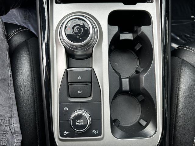 2023 Ford Explorer - $42,600
