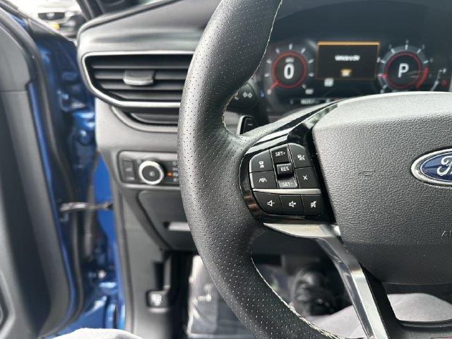 2023 Ford Explorer - $42,600