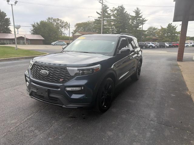 2023 Ford Explorer - $41,996
