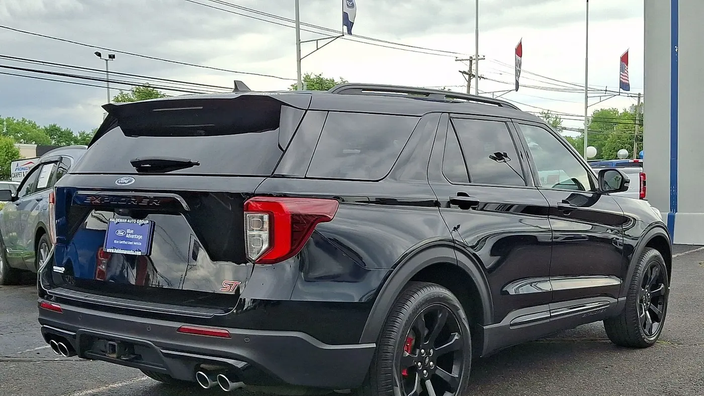 2023 Ford Explorer ST
