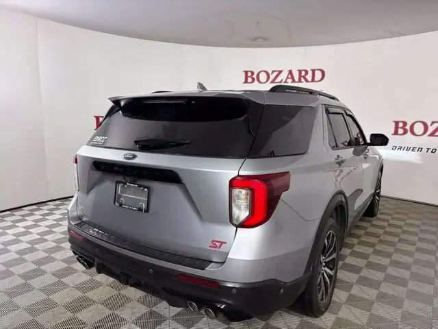2020 Ford Explorer - $22,000