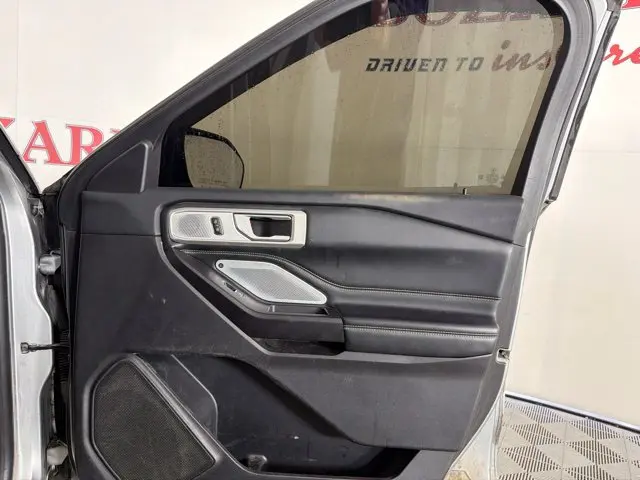 2020 Ford Explorer - $22,000