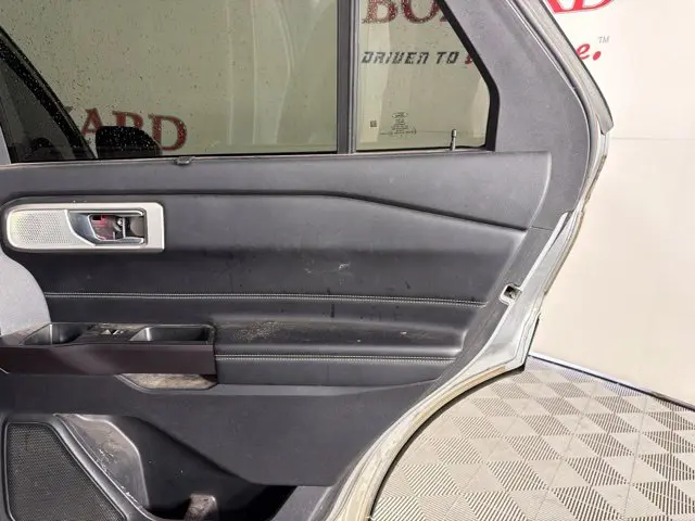2020 Ford Explorer - $22,000