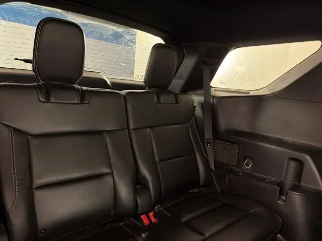 2020 Ford Explorer - $22,000