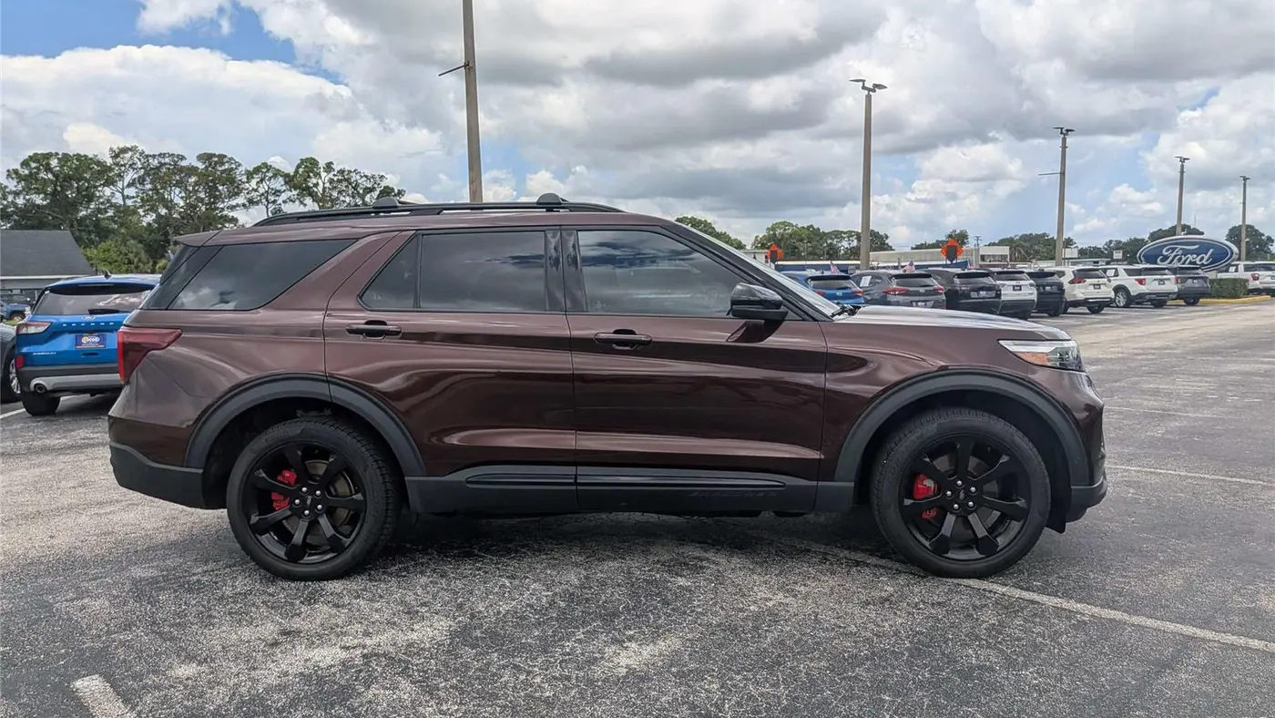 2020 Ford Explorer ST