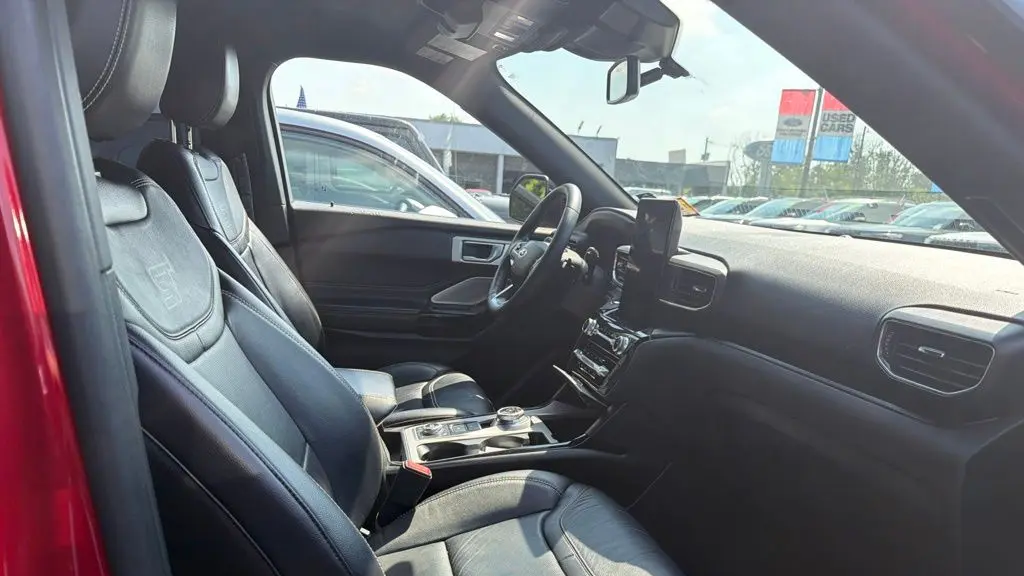 2021 Ford Explorer ST