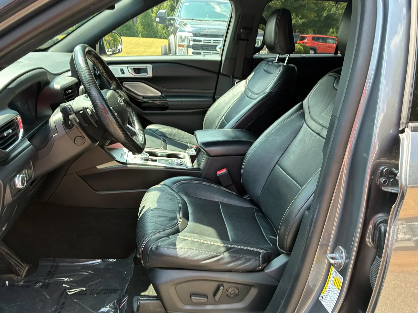 2021 Ford Explorer - $22,995