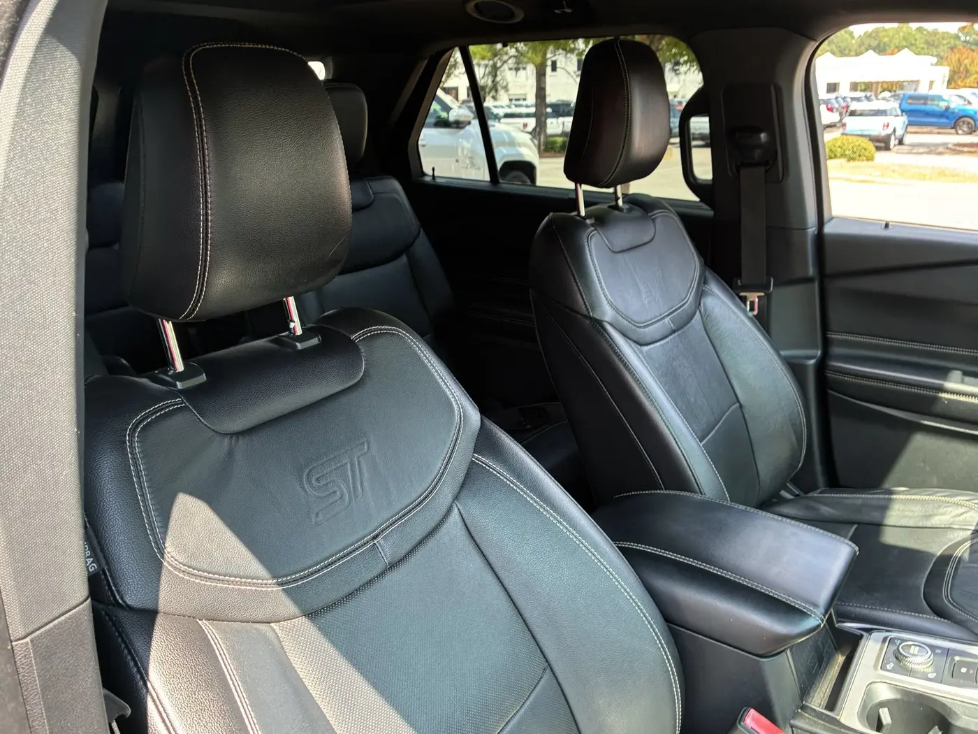 2021 Ford Explorer - $22,995