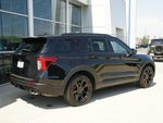 2023 Explorer Thumbnail 3