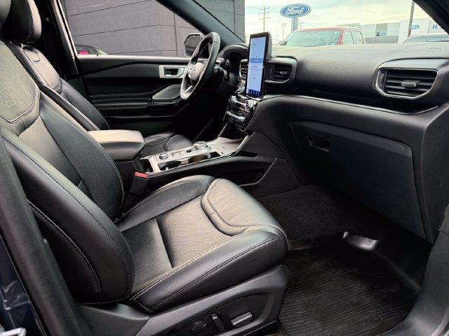 2023 Ford Explorer - $39,995