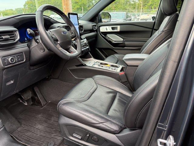 2023 Ford Explorer - $39,995
