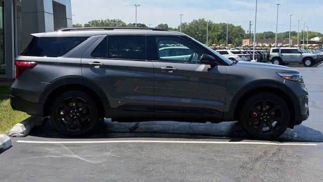 2023 Ford Explorer ST