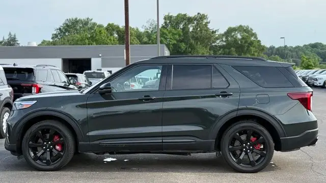 2023 Ford Explorer ST
