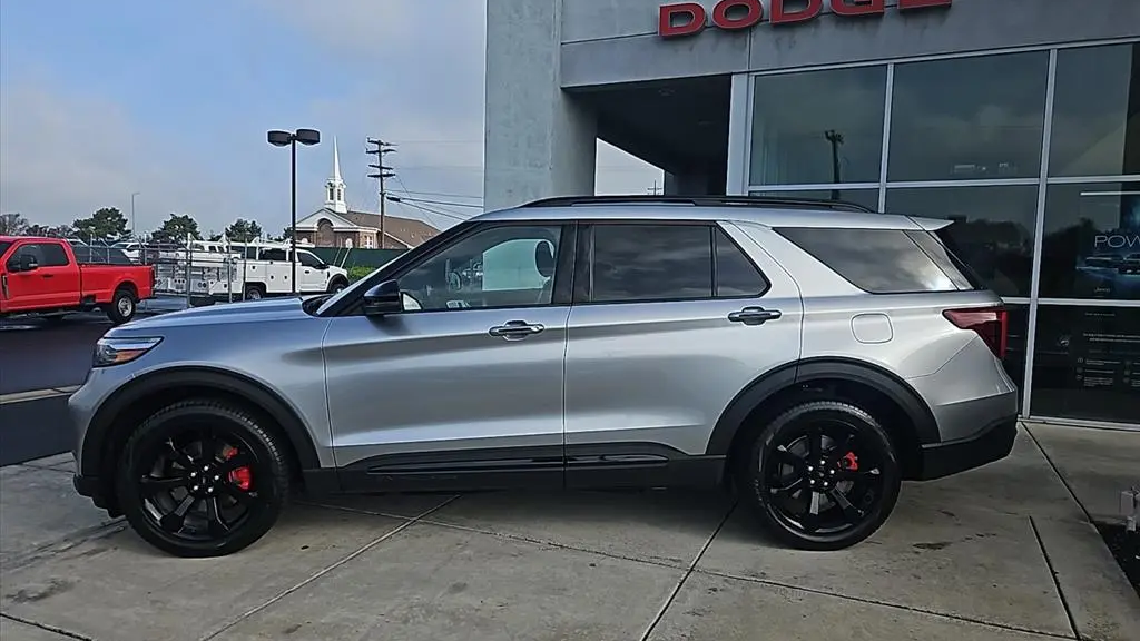 2024 Ford Explorer ST