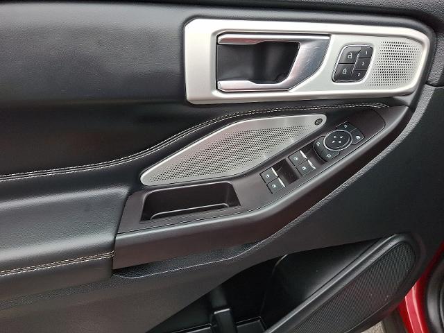 2020 Ford Explorer - $22,900