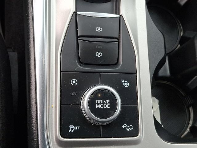 2020 Ford Explorer - $22,900
