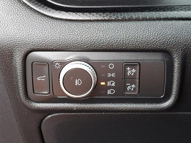 2020 Ford Explorer - $22,900