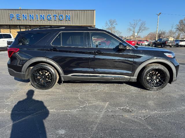 2020 Ford Explorer - $41,998