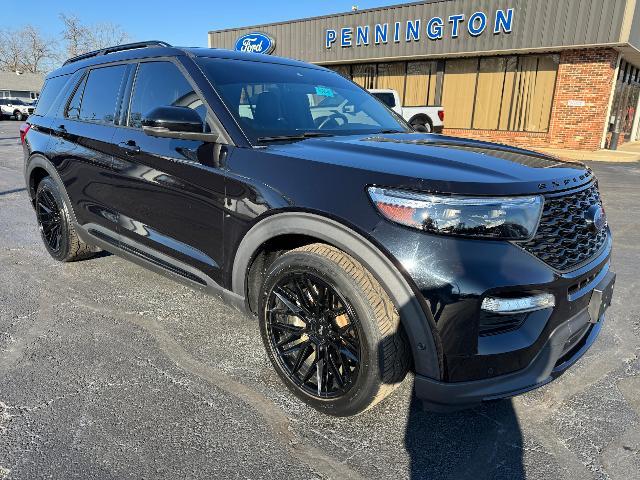 2020 Ford Explorer - $41,998