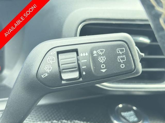2022 Ford Explorer - $36,780