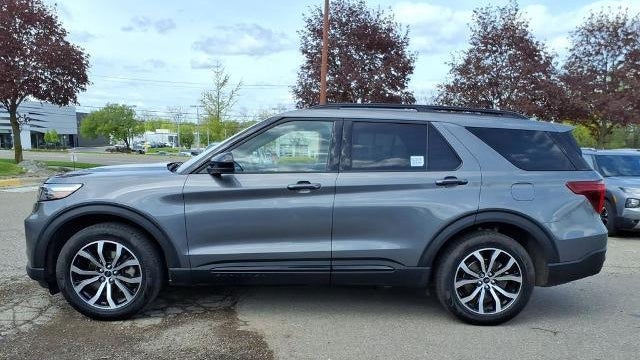 2022 Ford Explorer ST