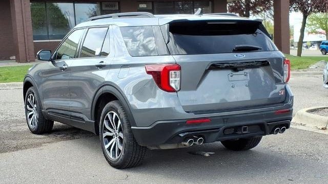 2022 Ford Explorer ST