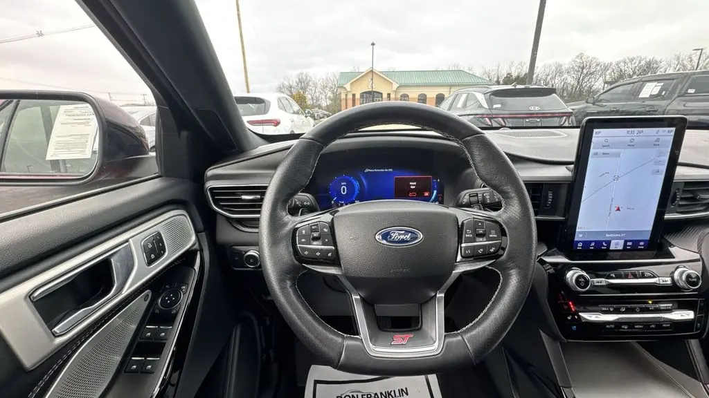 2022 Ford Explorer ST